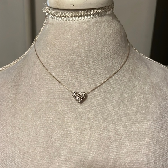 Jewelry - Silver with light pink gems pendant necklace
